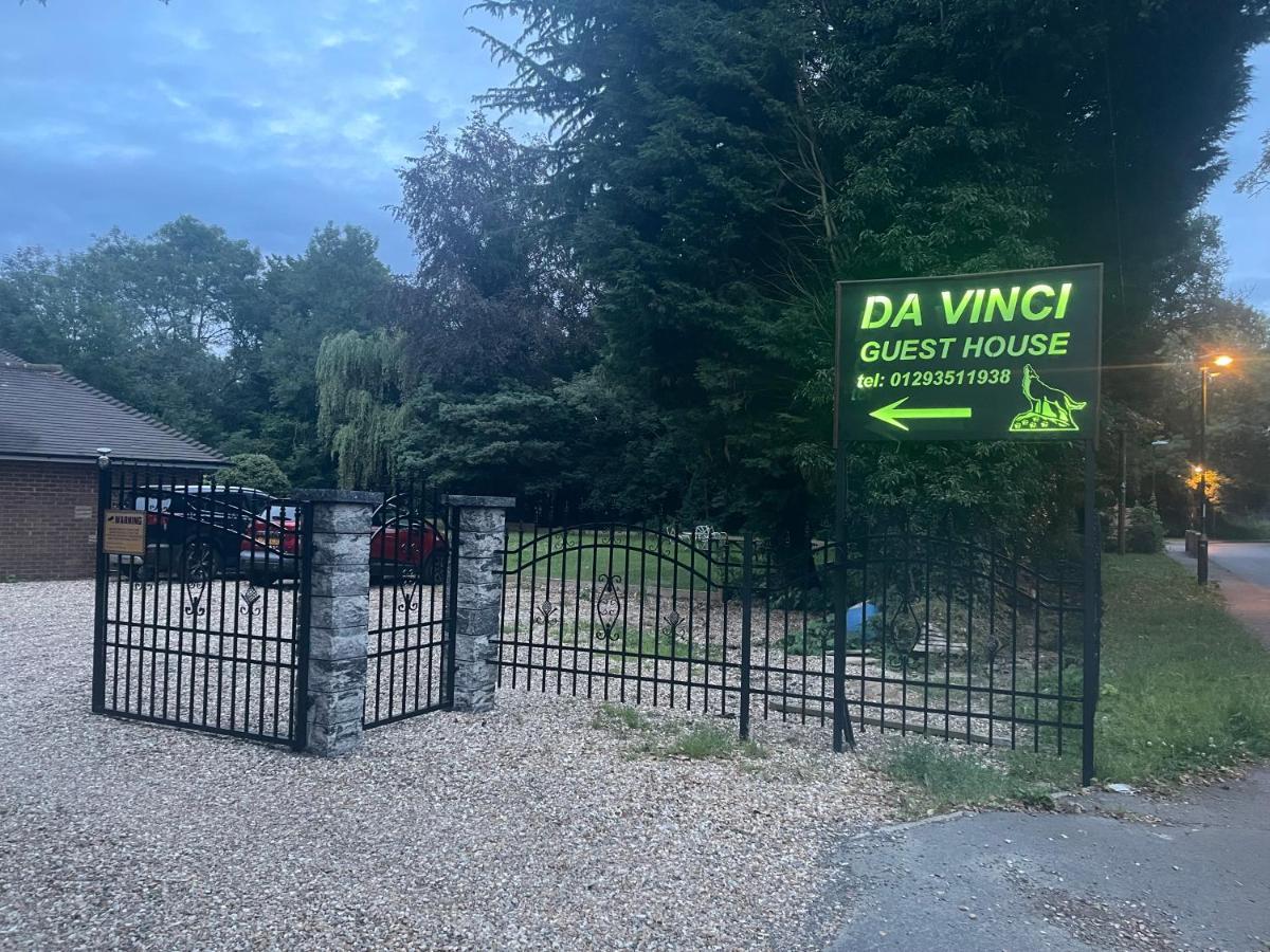 Da Vinci Guest House & Guest Parking, A Real Gem Crawley  Eksteriør bilde