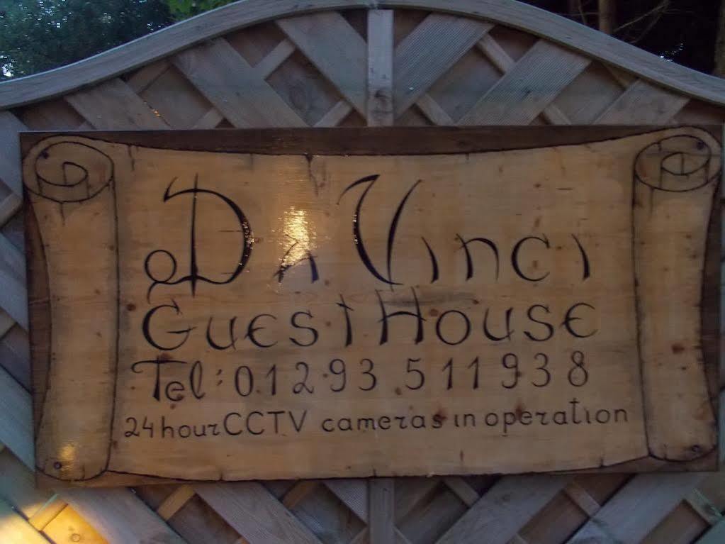 Da Vinci Guest House & Guest Parking, A Real Gem Crawley  Eksteriør bilde