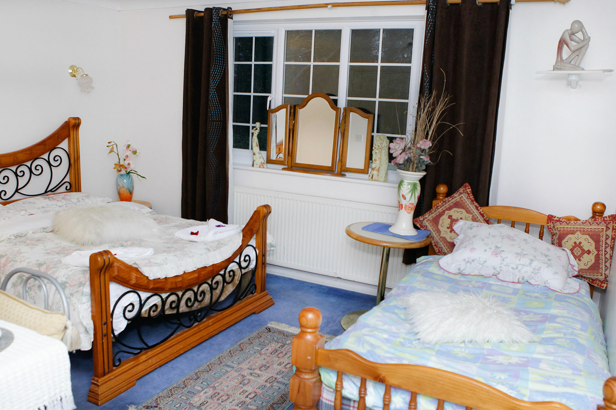 Da Vinci Guest House & Guest Parking, A Real Gem Crawley  Eksteriør bilde